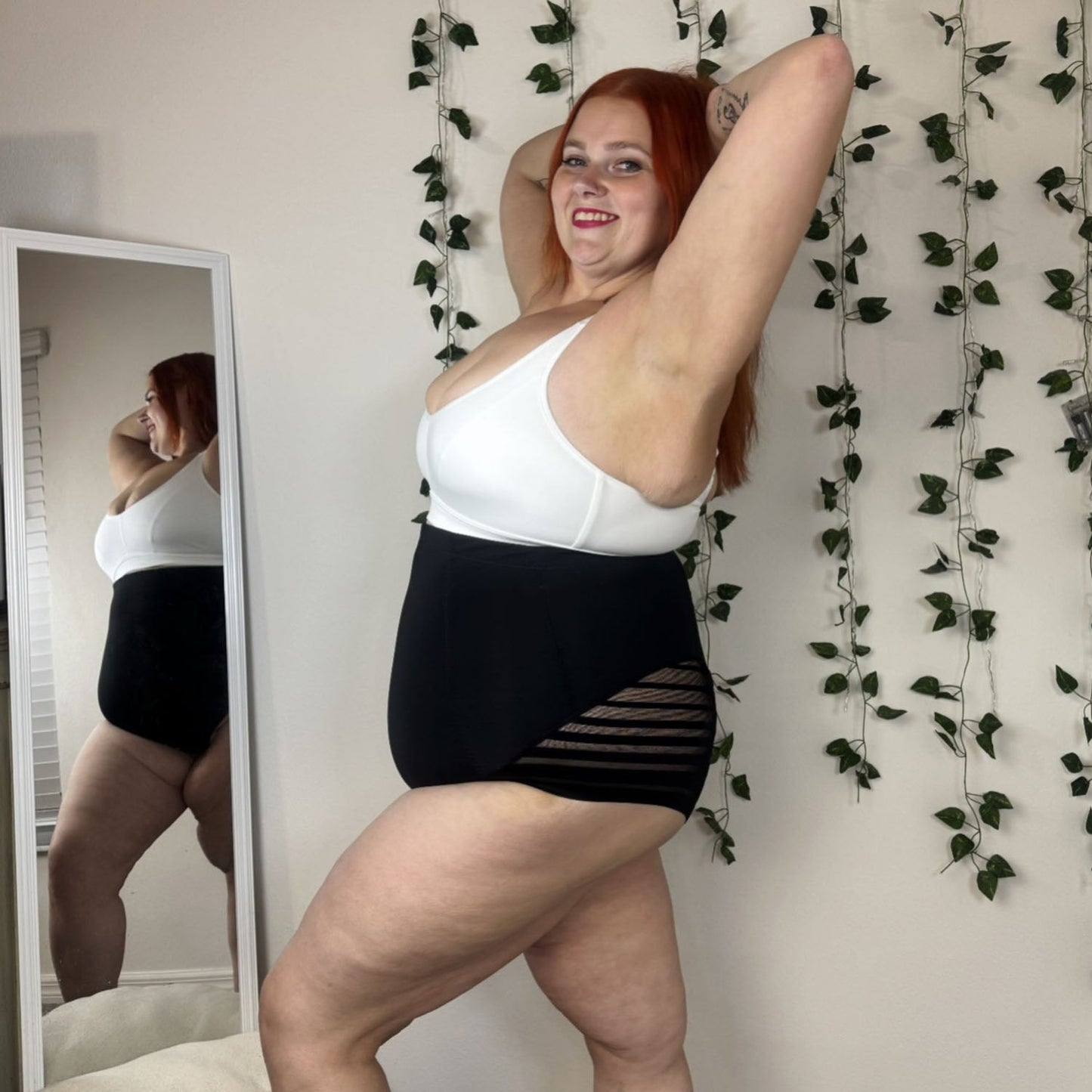 Smoothwear Super High Waist Knickers - Black