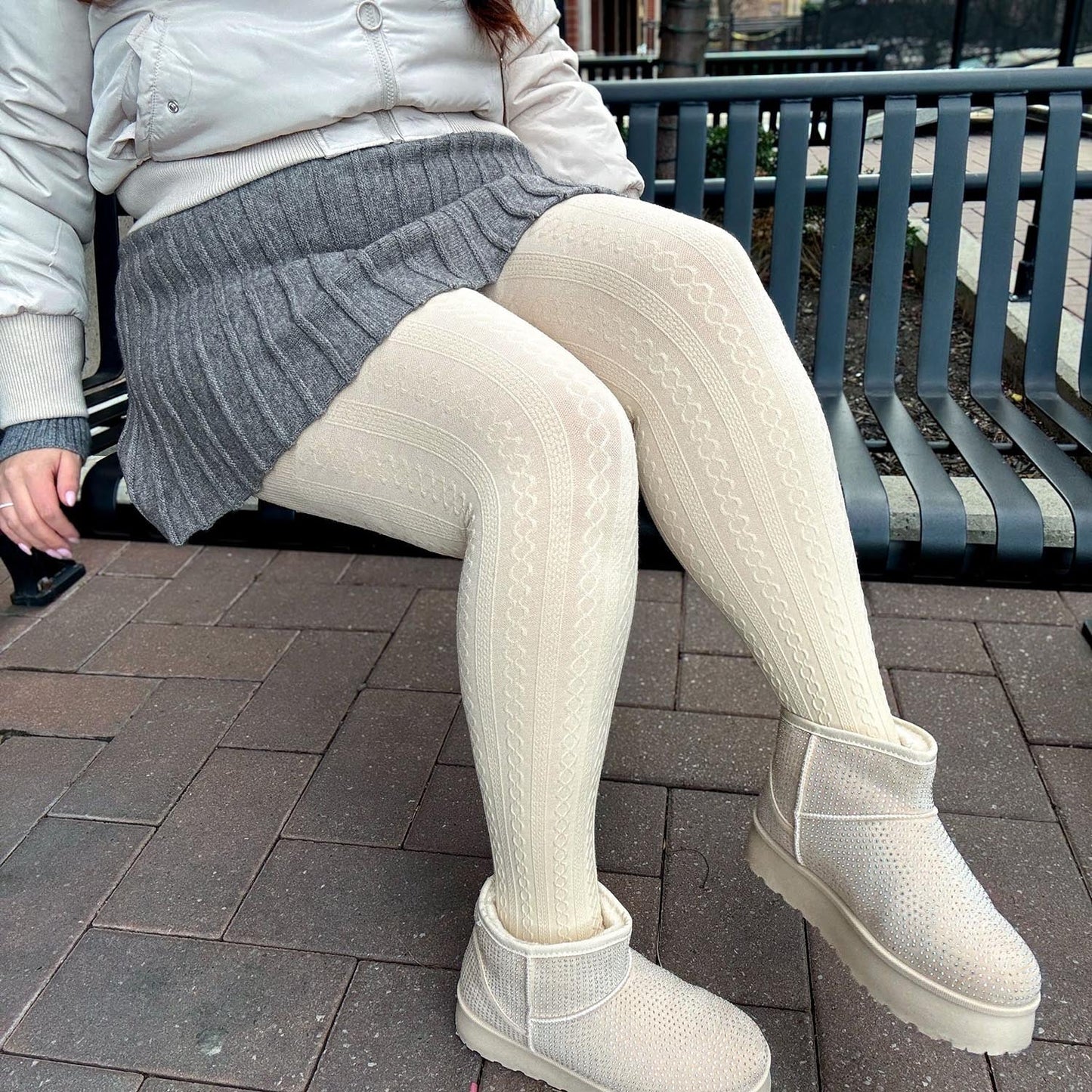 Grannies Cable Knit Wool Tights V2 - Oatmeal