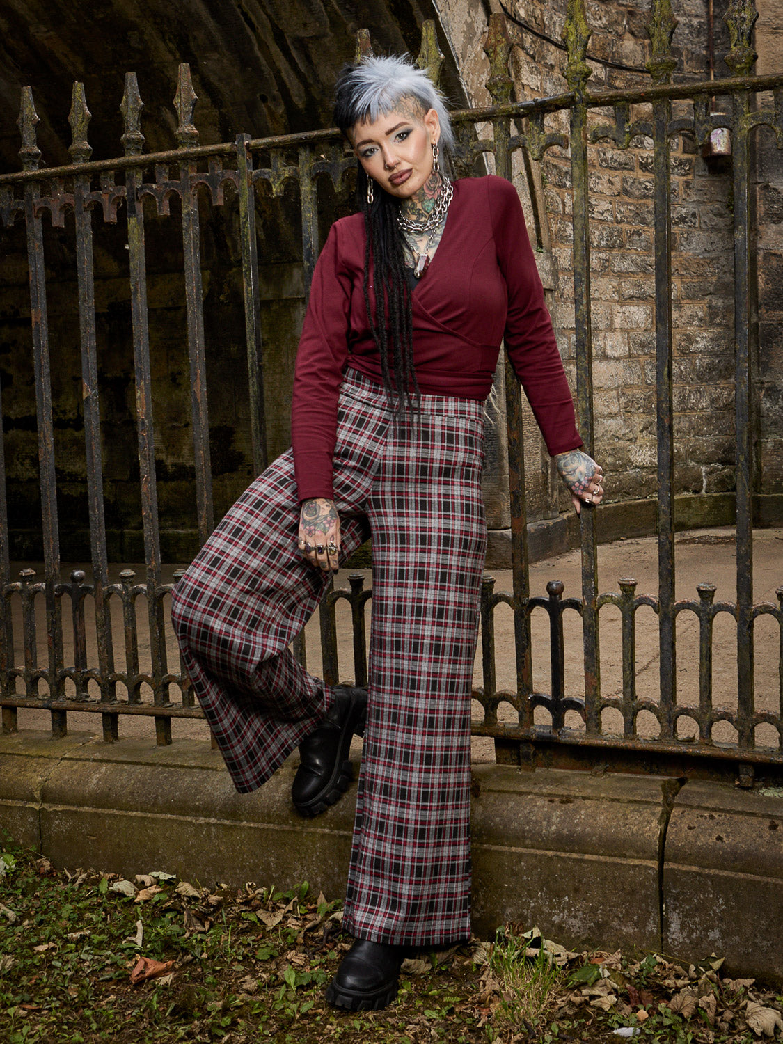 Plaid Wide-Leg Trousers - Bonnie