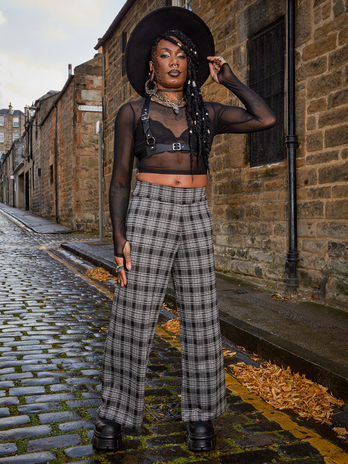 Plaid Wide-Leg Trousers - Black & Grey