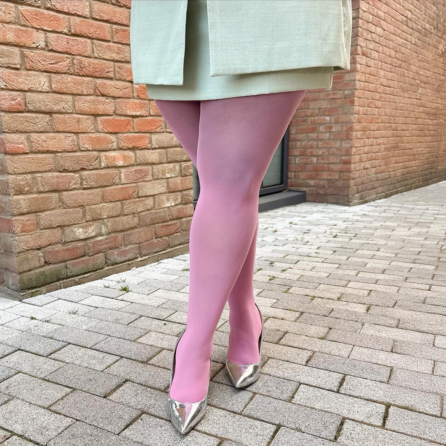 30 Denier Sheer Tights - Dragon Fruit