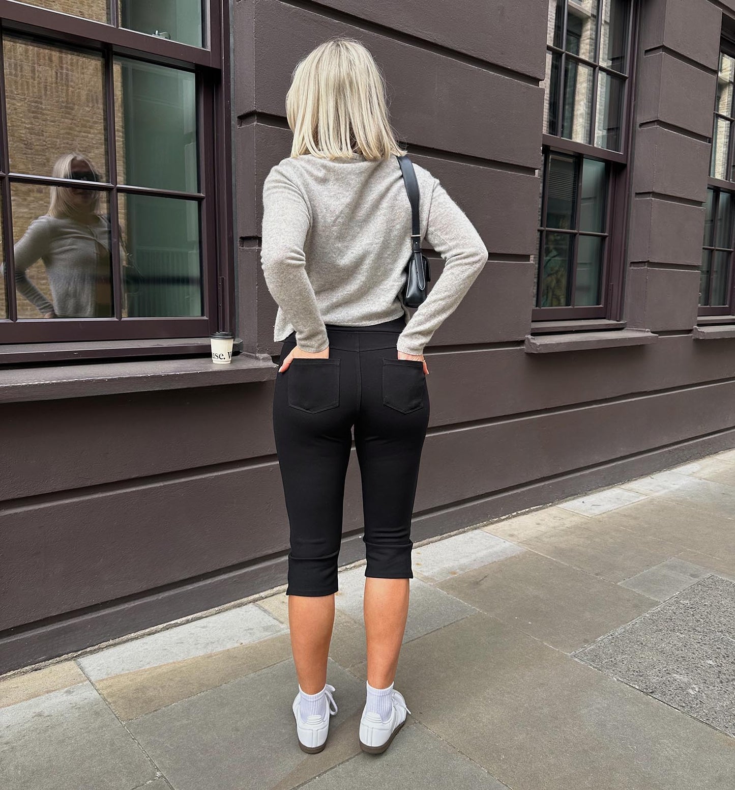 Capri Leggings - Black