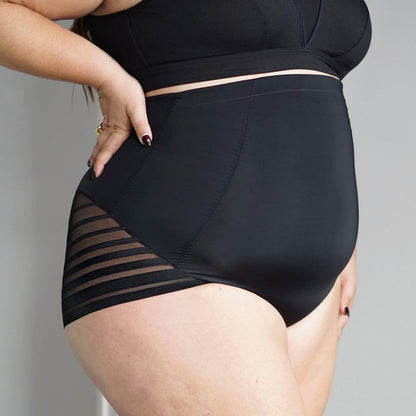 Smoothwear Super High Waist Knickers - Black
